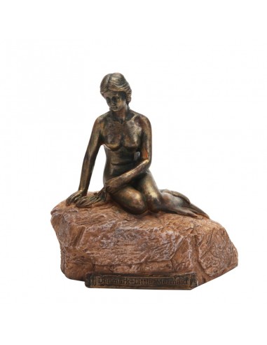 Sculpture Bronze Femme chez Cornerstreet bien 